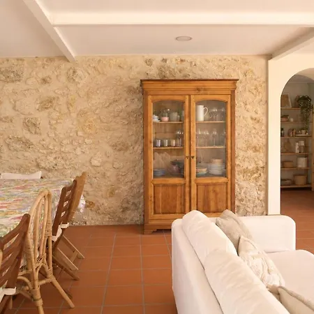 Сasa de vacaciones Casal De São José - Peaceful Near Mafra&lisbon - Garden, Space&comfort